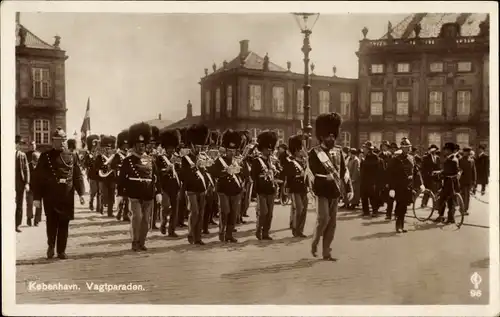 Ak København Kopenhagen Dänemark, Vagtparade, Wachtparade