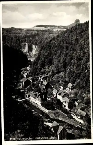 Ak Hřensko Herrnskretschen Elbe Reg. Aussig, Panorama vom Ort und Zirkelstein