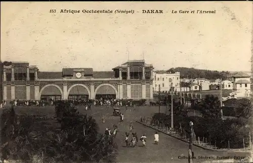 Ak Dakar Senegal, La Gare et l'Arsenal