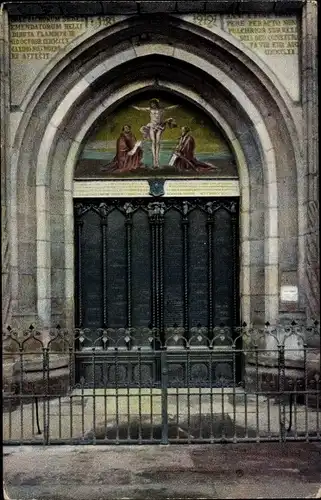 Ak Lutherstadt Wittenberg in Sachsen Anhalt, Schlosskirche, Thesentor, Totalansicht, Inschrift