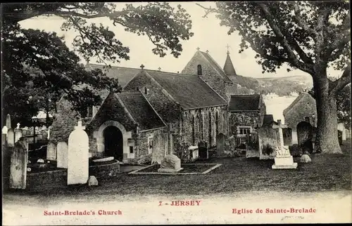 Ak Saint Brélade Jersey Kanalinseln, Sainte Brelade's Church, cemetery