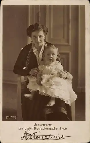 Ak Prinzessin Victoria Luise von Preußen, Portrait mit Kind
