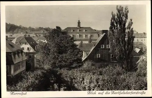 Ak Herrnhut in der Oberlausitz, Blick auf die Berthelsdorfer Straße