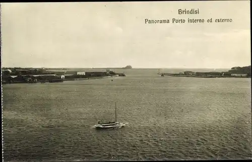 Ak Brindisi Puglia, Porto interno ed esterno, Panorama, Segelboot