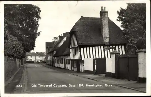 Ak Hemingford Grey Cambridgeshire England, Old Timbered Cottages
