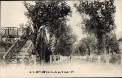 Ak Etampes Essonne, Boulevard Henri IV, escalier