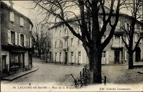 Ak Lacaune les Bains Tarn, Rue de la République