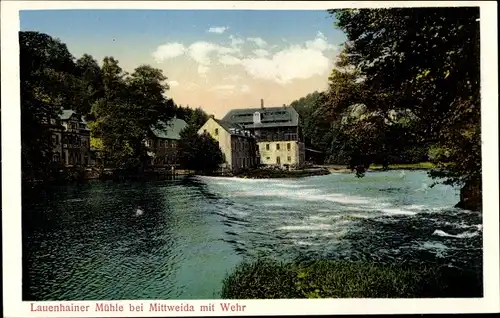 Ak Lauenhain Mittweida in Sachsen, Blick zur Lauenhainer Mühle mit Wehr, Wald