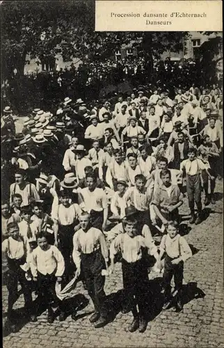 Ak Echternach Luxemburg, Procession dansante, Danseurs