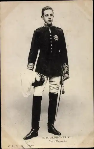 Ak König Alfons XIII von Spanien, Standportrait