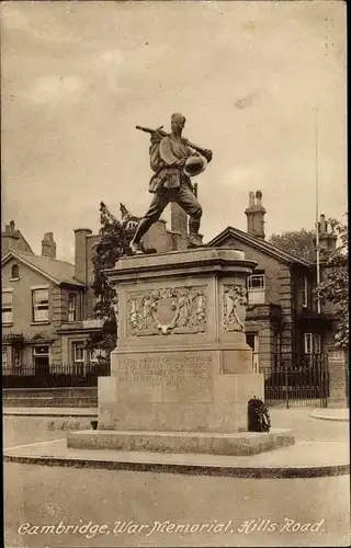 Ak Cambridge East England, War Memorial, Hills Road, Kriegerdenkmal
