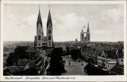Ak Halberstadt in Sachsen Anhalt, Domplatz, Dom, Martinikirche