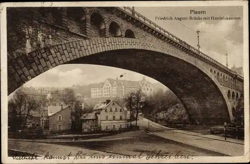 Ak Plauen im Vogtland, Friedrich August Brücke mit Handelskammer, Straßenpartie