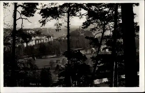 Ak Greiz in Thüringen, Durchblick zum Ort