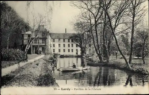 Ak Lardy Essonne, Pavillon de la Filature, barque