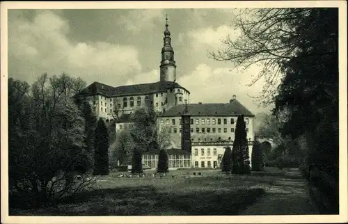 Ak Weesenstein Müglitztal Sachsen, Bild aus dem Schlosspark zum Schloss Weesenstein