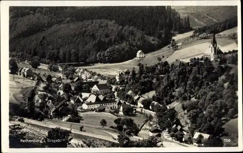 Ak Rechenberg Bienenmühle Erzgebirge, Blick auf den Ort, Kirche, Wald
