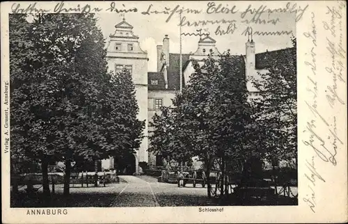 Ak Annaburg in Sachsen Anhalt, Schlosshof