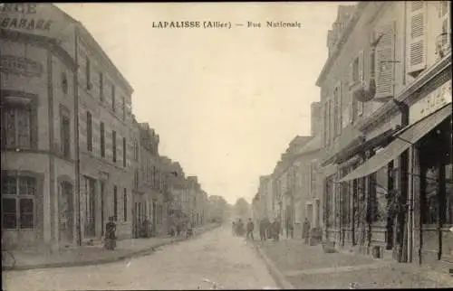 Ak Lapalisse Allier, Rue Nationale