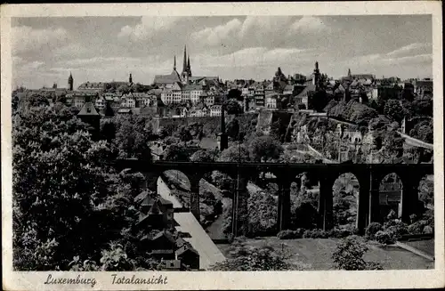 Ak Luxemburg, Totalansicht, Viadukt, Kirchen