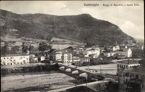 Ak Ventimiglia Liguria, Borgo S. Agostino e fiume Roia, Brückenpartie mit Teilansicht der Stadt