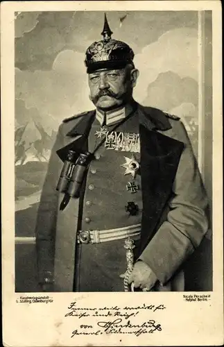 Ak Generalfeldmarschall Paul von Hindenburg, Portrait, Pickelhaube