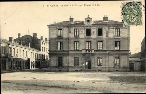 Ak Saint Genest Lerpt Loire, La Place et l'Hotel de Ville
