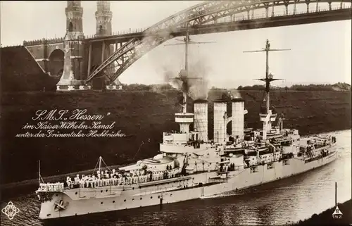 Ak Deutsches Kriegsschiff SMS Hessen passiert den Kaiser Wilhelm Kanal, kaiserliche Marine