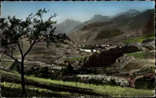 Ak Montdauphin Hautes Alpes, Vue générale et le Guil