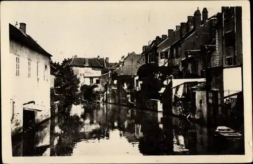 Ak Charolles Saône et Loire, L'Arconce depuis le Grand Pont