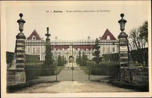 Ak Autun Saône et Loire, École millitaire préparatoire de Cavalerie, porte d'entrée, vue de face