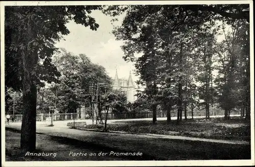 Ak Annaburg in Sachsen Anhalt, Partie an der Promenade