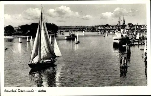 Ak Travemünde Lübeck Schleswig Holstein, Hafenpartie, Segelschiffe