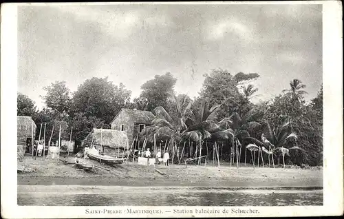 Ak Saint Pierre Martinique, Station balneaire de Schoecher, Strand, Hütten, Palmen