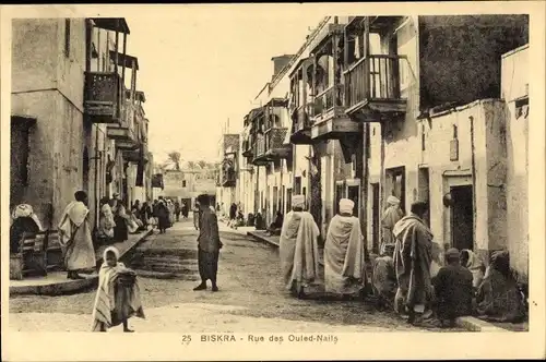 Ak Biskra Algerien, Rue des Ouled Nails, Straßenpartie, Araber, Maghreb