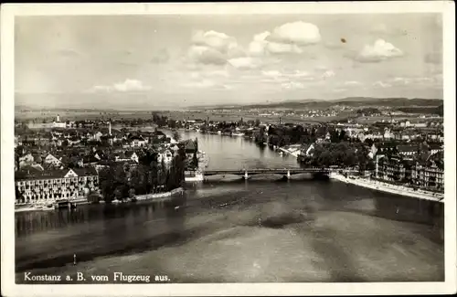 Ak Konstanz am Bodensee, Fliegerbild vom Ort