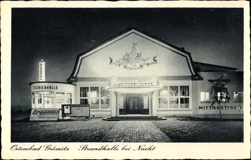 Ak Grömitz in Ostholstein, Strandhalle bei Nacht