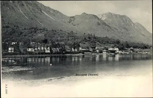 Ak Bouveret Kanton Wallis, Blick zum Ort, Berge