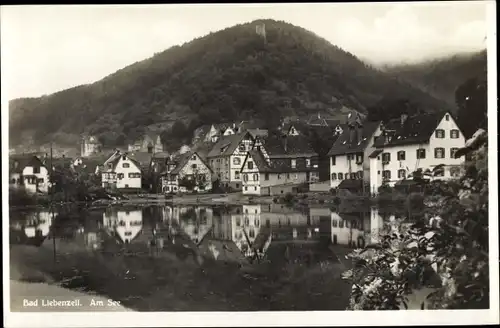 Ak Bad Liebenzell im Schwarzwald, Am See, Burgruine, Ort, Häuser