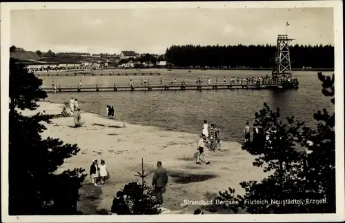 Ak Neustädtel Schneeberg im Erzgebirge, Strandbad Bergsee am Filzteich, Totalansicht