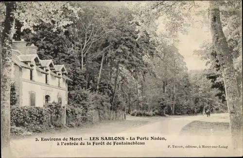 Ak Moret sur Loing Seine et Marne, Les Sablons, La Porte Nadon, à la entrée de la Forêt