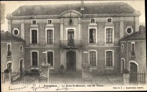 Ak Yssingeaux Haute-Loire, La Sous-Préfecture, rue de Tence