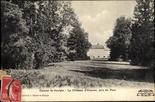 Ak Ozouer le Voulgis Seine et Marne, Le Château d'Ozouer. pris du Parc