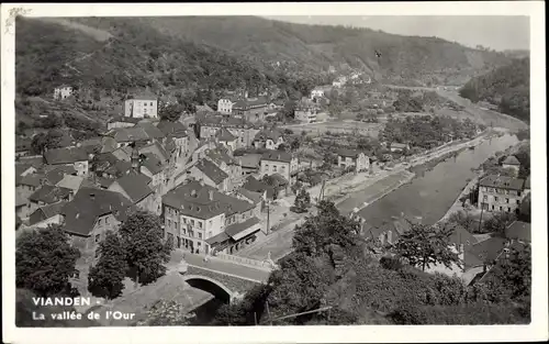 Ak Vianden Luxemburg, La vallée de l'Our