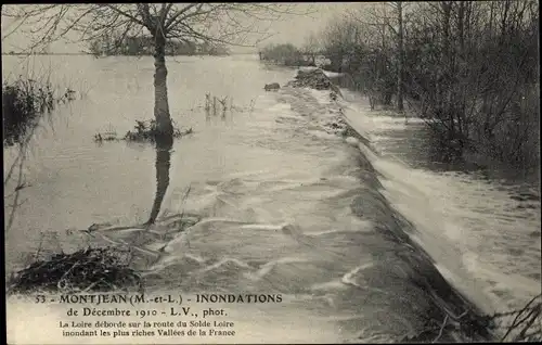 Ak Montjean Maine et Loire, Inondations de Décembre 1910, La Loire déborde, route du Solde Loire