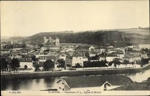 Ak Saint Mihiel Lothringen Meuse, Panorama, Eglise St. Michel, Blick auf den Ort