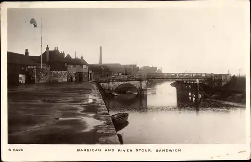 Ak Sandwich Kent England, Barbican and River Stour