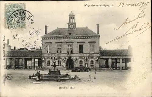 Ak Nogent en Bassigny Haute Marne, Hotel de Ville