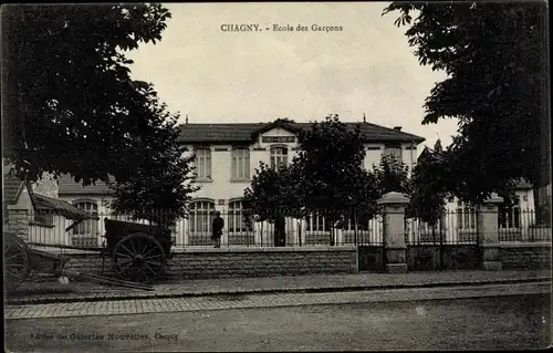 Ak Chagny Saône et Loire, Ecole des Garcons, Jungenschule