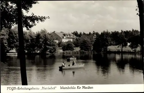 Ak Weinböhla in Sachsen, Blick zum FDGB Erholungsheim Heidehof, Ruderboote